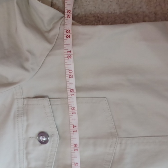 Denim & Company Light Tan Button Up Denim Jacket - Picture 7 of 16